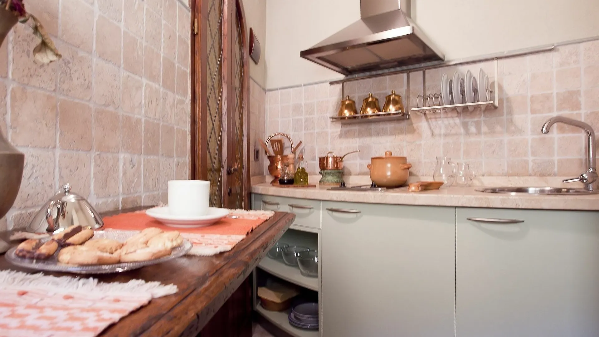 Apartamento Loggia Dei Maestri Comacini Asís 0*,